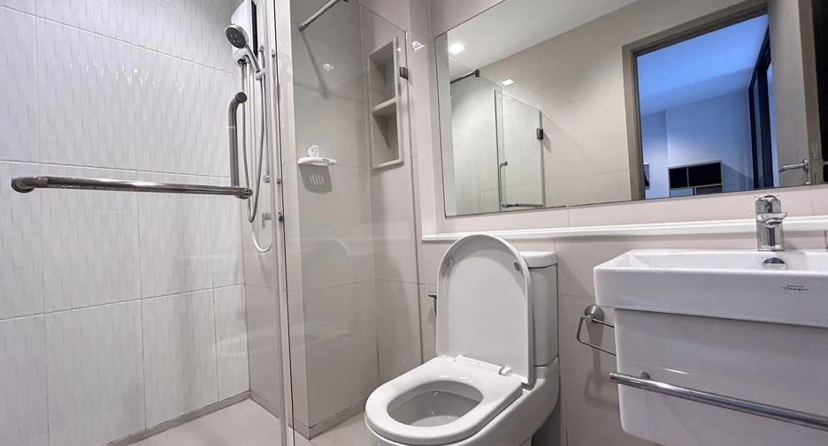 Condo en alquiler de 1 habitaciones en Huai Khwang, Bangkok