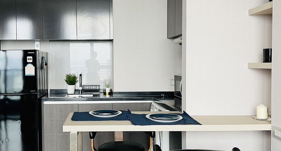 For rent 1 bed condo in Khlong Toei, Bangkok