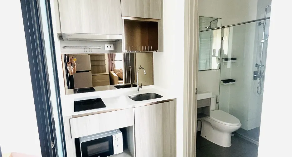 For rent 1 bed condo in Watthana, Bangkok