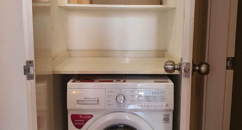 Wohnung zur Miete mit 2 Zimmer in Phra Khanong, Bangkok