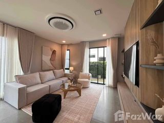 Casa en alquiler de 4 habitaciones en Bang Phli, Samut Prakan