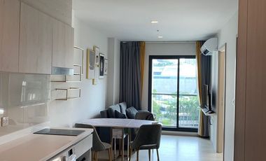 For rent 2 bedrooms condo in Pathum Wan, Bangkok