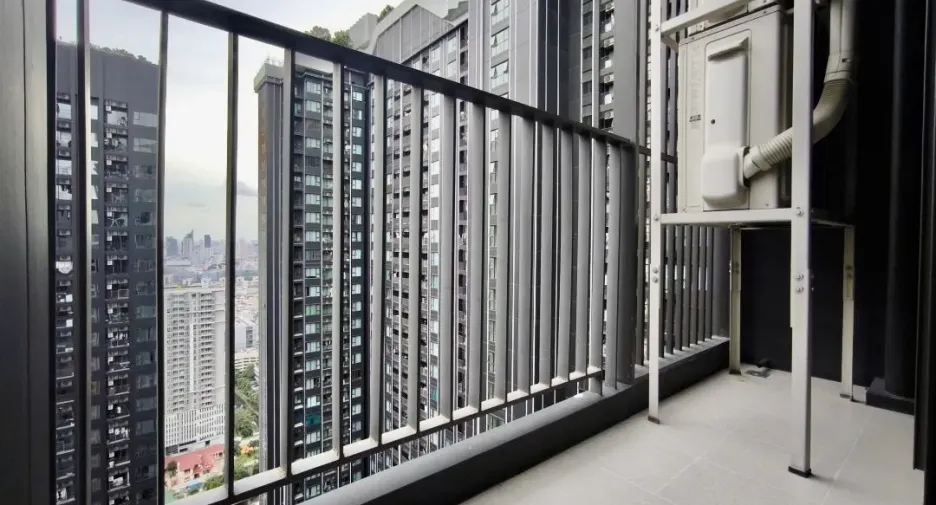 Condo en alquiler de 1 habitaciones en Huai Khwang, Bangkok
