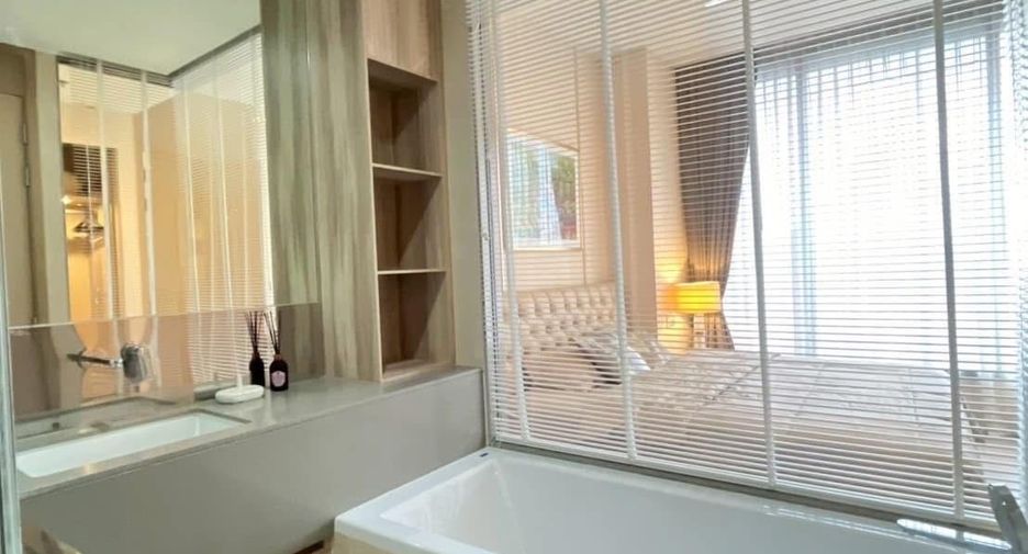For rent 1 bed condo in Watthana, Bangkok