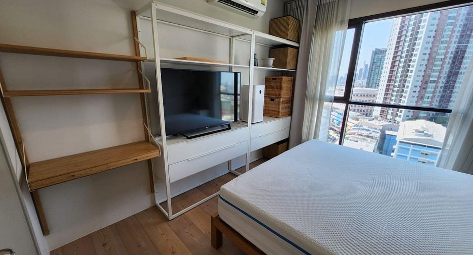 Condo en alquiler de 1 habitaciones en Khlong Toei, Bangkok
