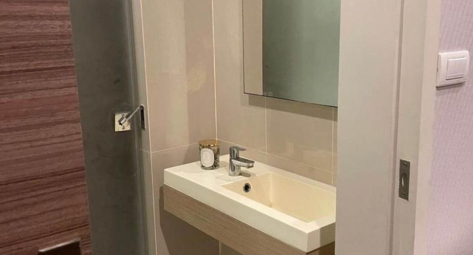 For rent 1 Beds condo in Watthana, Bangkok
