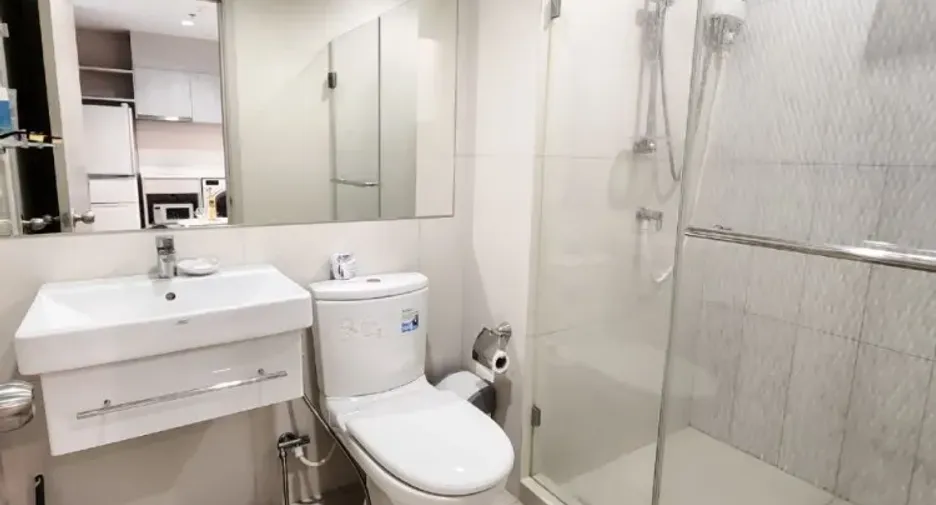 Wohnung zur Miete mit 1 Zimmer in Khlong Toei, Bangkok