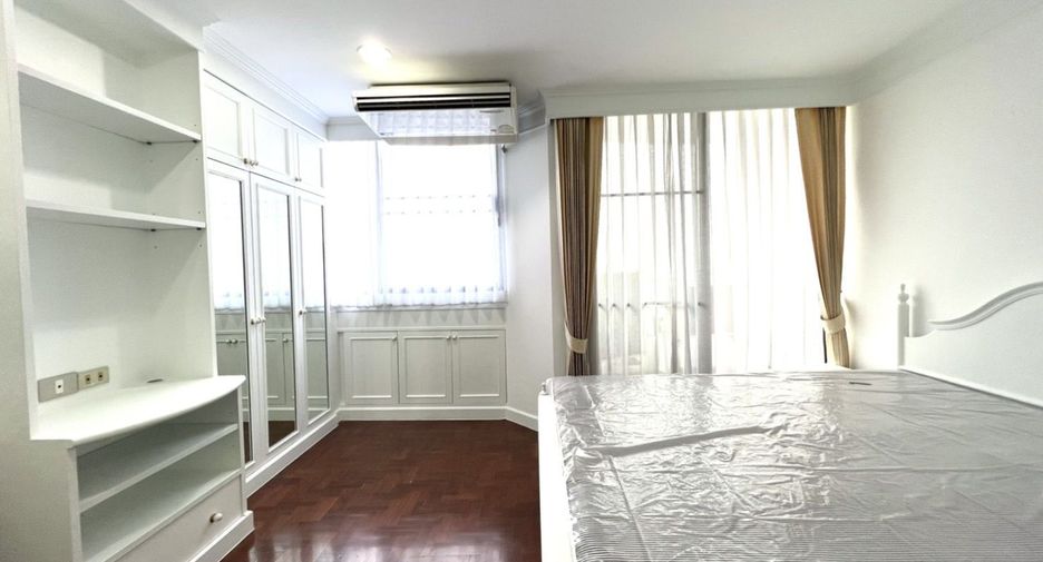 À louer 1 chambre condo à Watthana, Bangkok