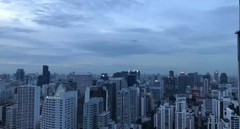 For rent 2 bedrooms condo in Khlong Toei, Bangkok