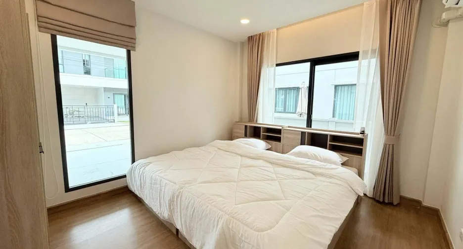 ให้เช่า 4 ห้องนอน บ้านเดี่ยว ใน บางพลี, สมุทรปราการ