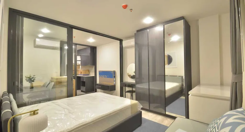 For rent 1 bed condo in Huai Khwang, Bangkok