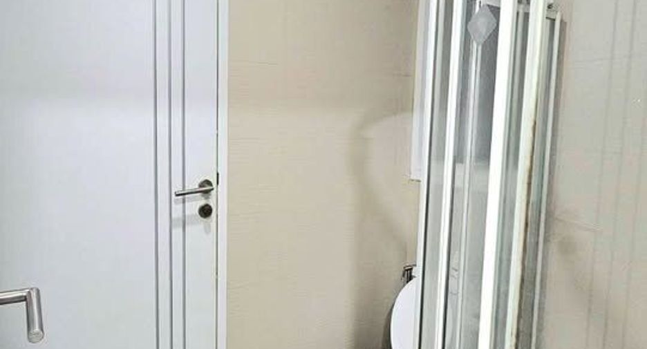 Wohnung zur Miete mit 2 Zimmer in Wang Thonglang, Bangkok