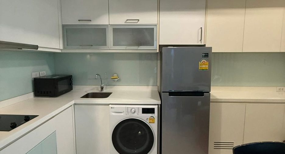 For rent 1 bed condo in Watthana, Bangkok