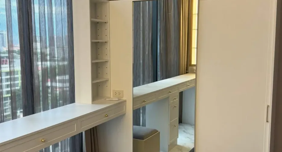 For rent 1 bed condo in Watthana, Bangkok