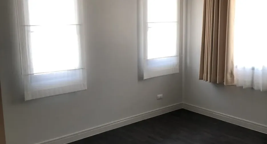For rent 4 bedrooms house in Bangkok Noi, Bangkok