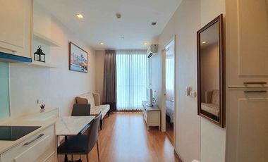 Wohnung zur Miete mit 1 Zimmer in Phra Khanong, Bangkok