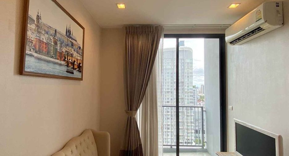 Wohnung zur Miete mit 1 Zimmer in Phra Khanong, Bangkok