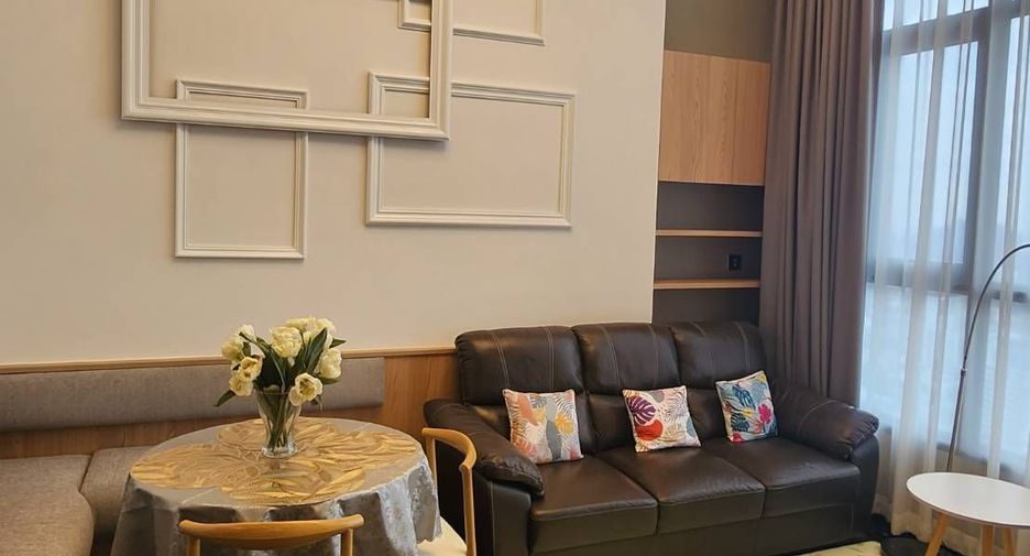 For rent 2 bedrooms condo in Watthana, Bangkok