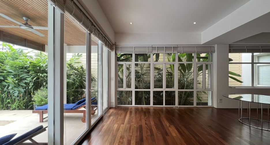 For rent 4 ベッドルーム house in Watthana, Bangkok