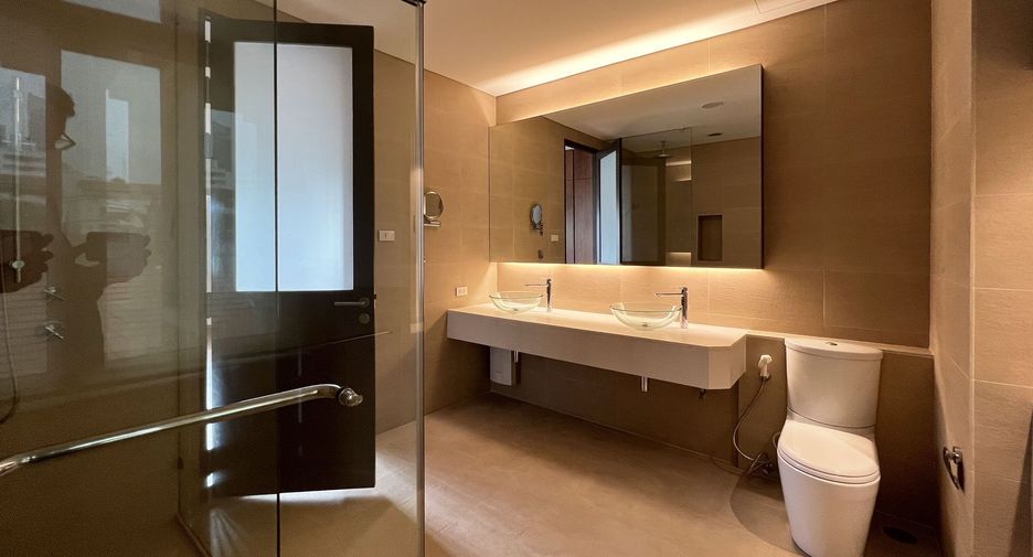 For rent 4 ベッドルーム house in Watthana, Bangkok