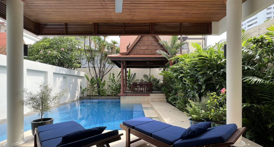 For rent 4 ベッドルーム house in Watthana, Bangkok