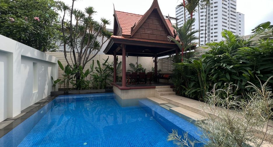 For rent 4 ベッドルーム house in Watthana, Bangkok