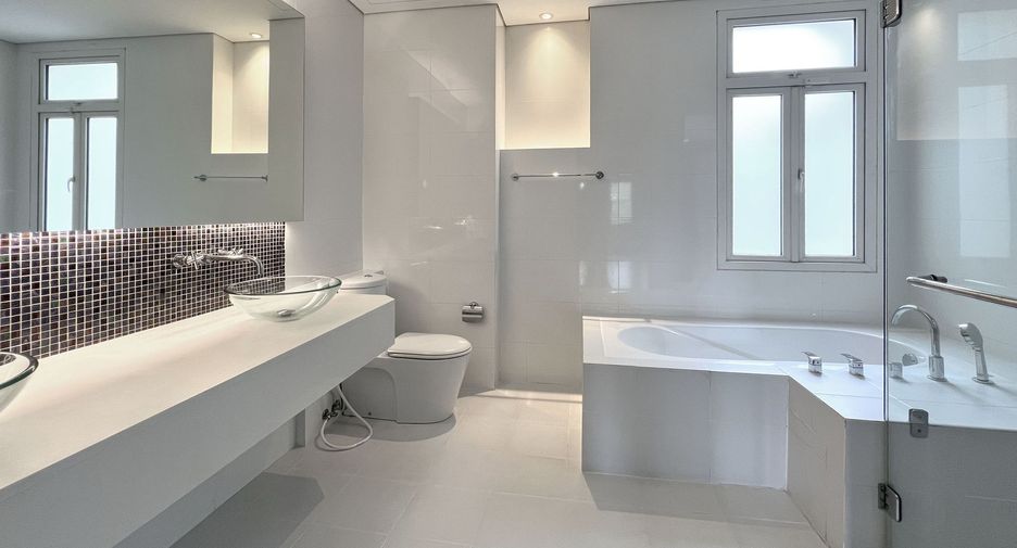 For rent 4 ベッドルーム house in Watthana, Bangkok