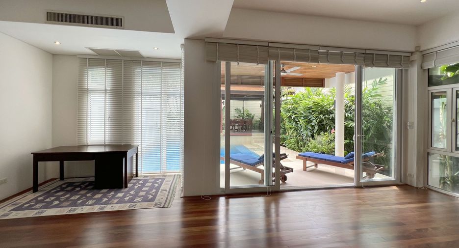 For rent 4 ベッドルーム house in Watthana, Bangkok