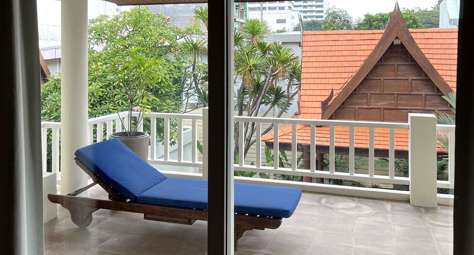 For rent 4 ベッドルーム house in Watthana, Bangkok