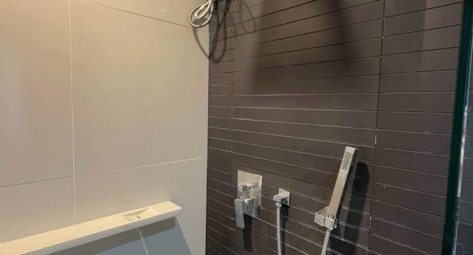 For rent 1 bed condo in Sathon, Bangkok