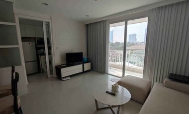 For rent 2 bedrooms condo in Khlong San, Bangkok