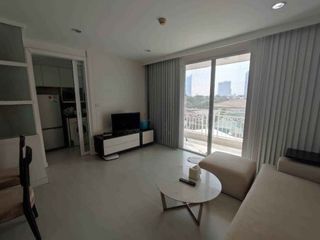 For rent 2 bedrooms condo in Khlong San, Bangkok