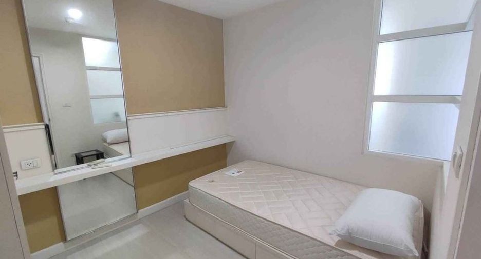 For rent 2 bedrooms condo in Khlong San, Bangkok