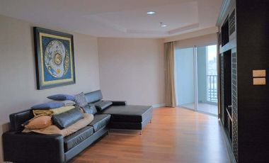For rent 2 bedrooms condo in Huai Khwang, Bangkok