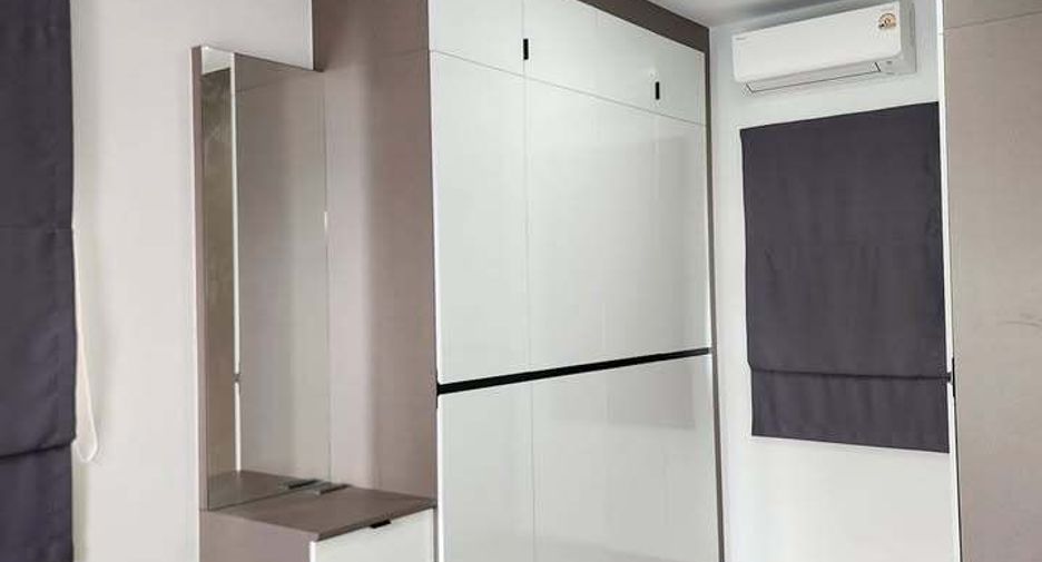 For rent 3 bedrooms townhouse in Bang Phli, Samut Prakan