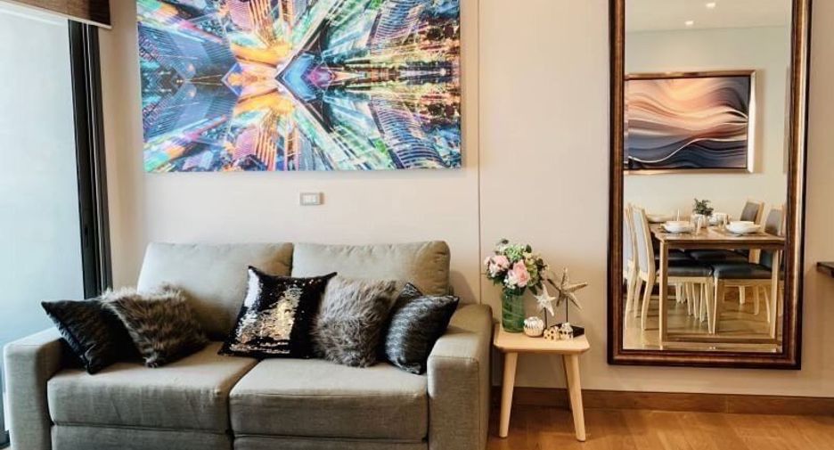 For rent 2 bedrooms condo in Khlong Toei, Bangkok