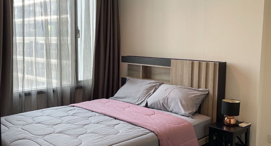 Condo en alquiler de 1 habitaciones en Khlong Toei, Bangkok