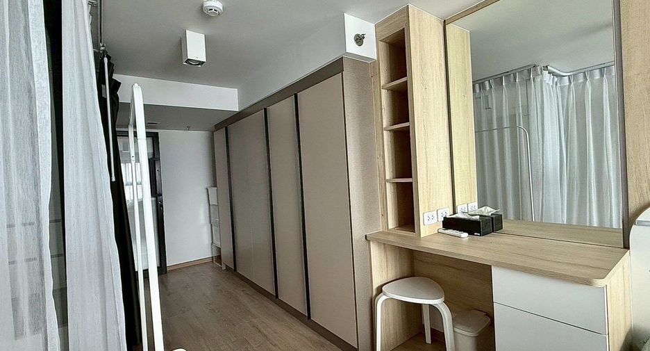 Wohnung zur Miete mit 2 Zimmer in Huai Khwang, Bangkok