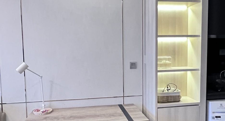 Condo en alquiler de 1 habitaciones en Khlong Toei, Bangkok