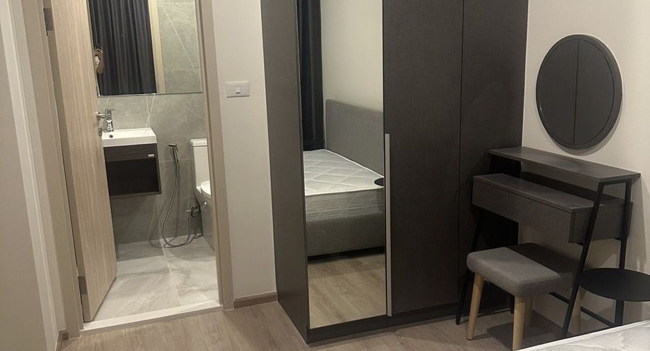 Condo en alquiler de 1 habitaciones en Huai Khwang, Bangkok