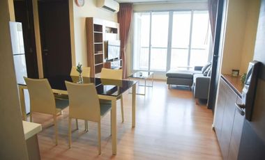 Condo en alquiler de 2 habitaciones en Sathon, Bangkok