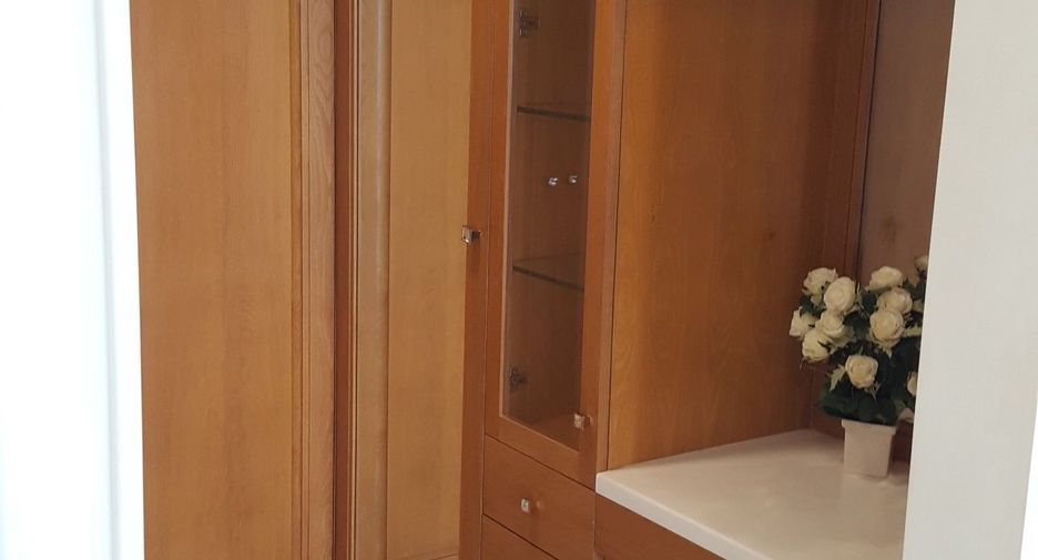 For rent 3 bedrooms condo in Bang Kho Laem, Bangkok