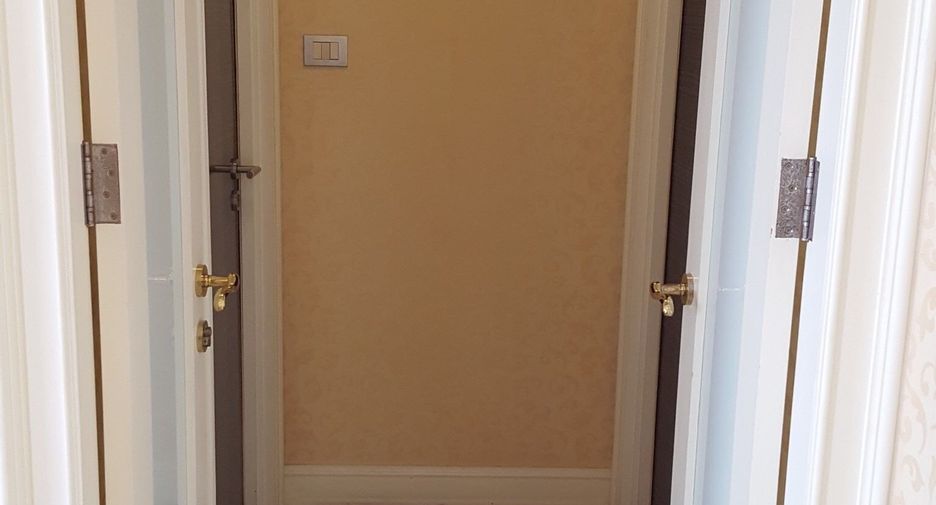 For rent 3 bedrooms condo in Bang Kho Laem, Bangkok