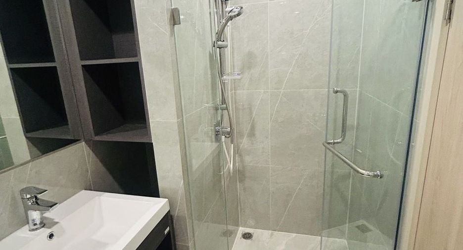 For rent 1 bed condo in Huai Khwang, Bangkok