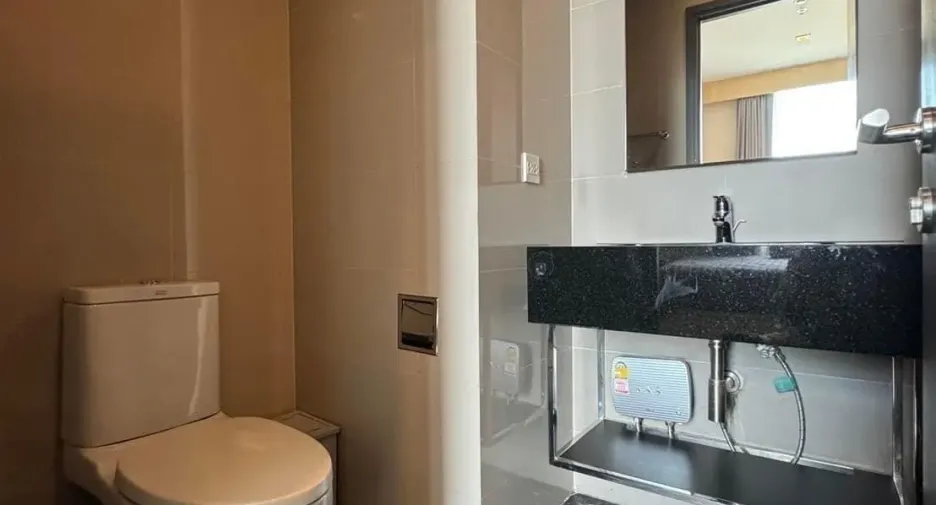 Condo en alquiler de 1 habitaciones en Khlong Toei, Bangkok