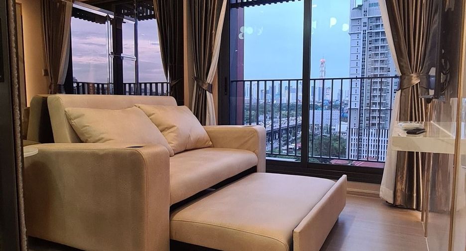 For rent 1 bed condo in Huai Khwang, Bangkok