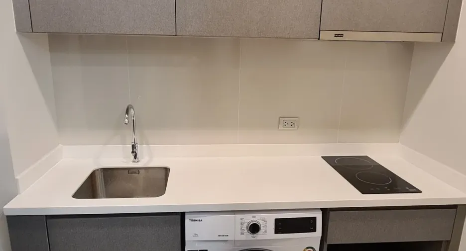 For rent 1 bed condo in Huai Khwang, Bangkok