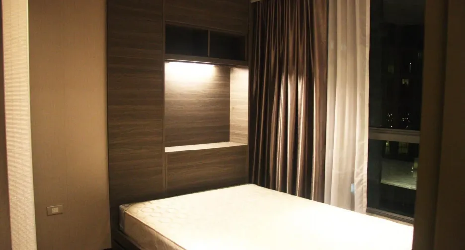 For rent 1 bed condo in Khlong Toei, Bangkok