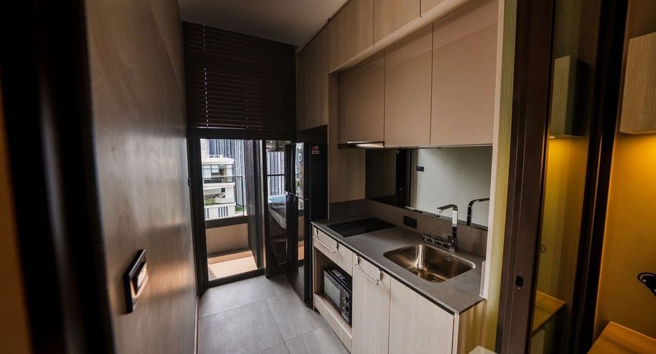 Condo en alquiler de 1 habitaciones en Watthana, Bangkok
