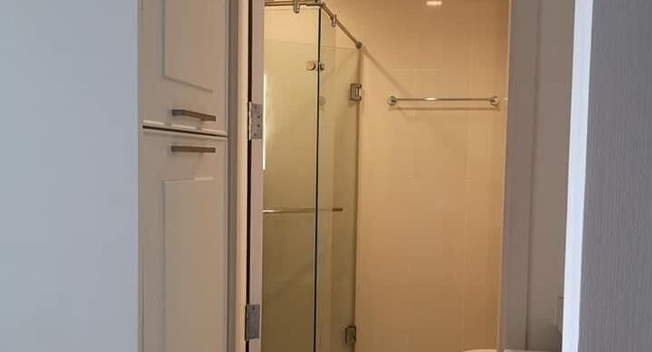 Wohnung zur Miete mit 1 Zimmer in Phra Khanong, Bangkok